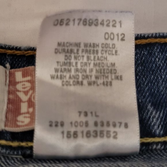 Levis 515 Dark Blue Bootcut Womens 16 Short Distressed Bottom Edge - Picture 11 of 15